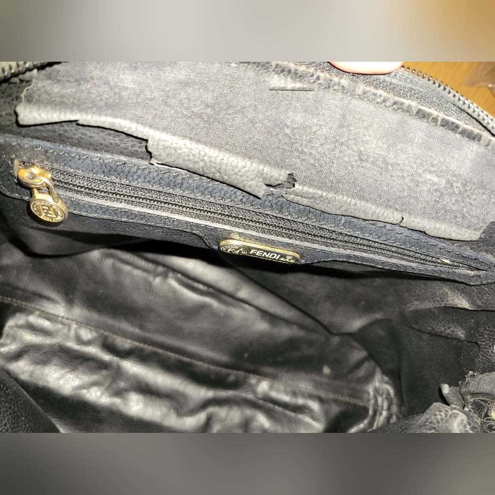 π80s Rare FENDI Bag & wallet set in black - Picture 11 of 12